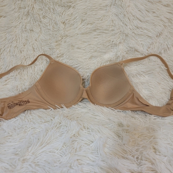 Auden The Icon  Full Coverage Comfortable Lightly Lined T-Shirt Nude size 32A - Picture 2 of 6